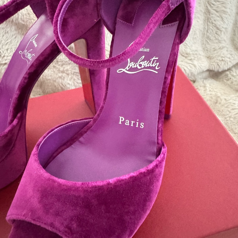 Christian Louboutin Sandaloo Platform Sandals – Size 39.5 – Purple Velvet - Picture 7 of 11